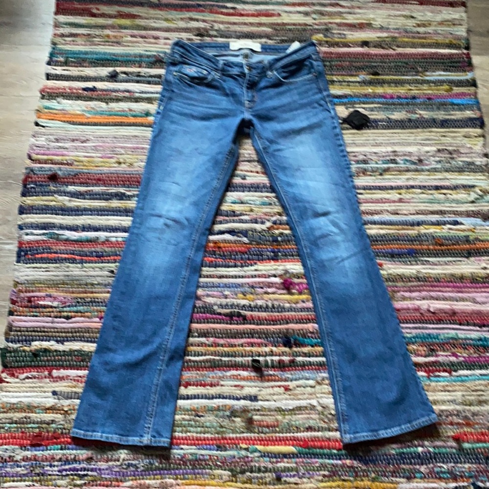 Hollister jeans